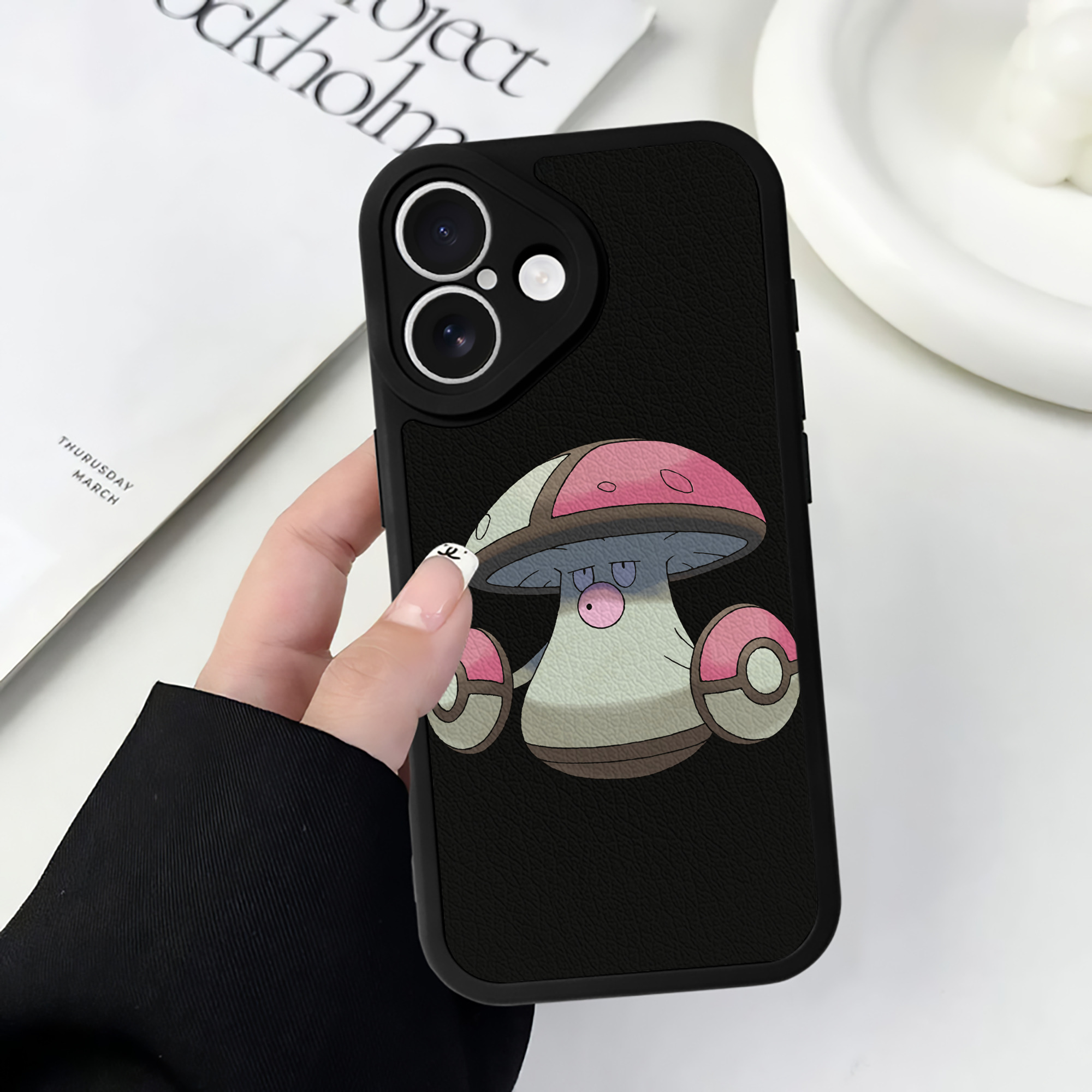 （画像用） ポケットモンスター Pokémon 【iPhone 16シリーズ対応】シリコンスマホケース（レザー調） 材質：シリコン